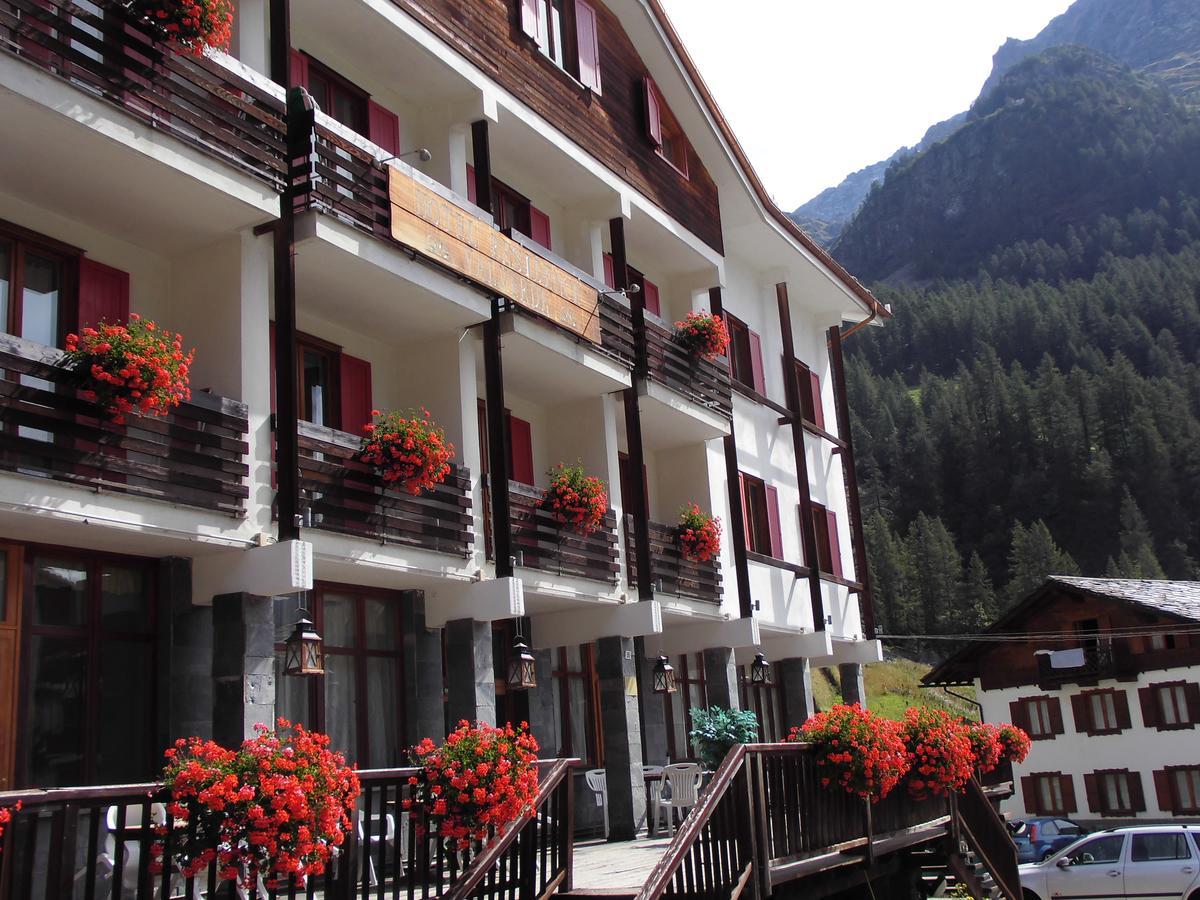 Hotel Residence Valverde Gressoney-La-Trinite Ngoại thất bức ảnh