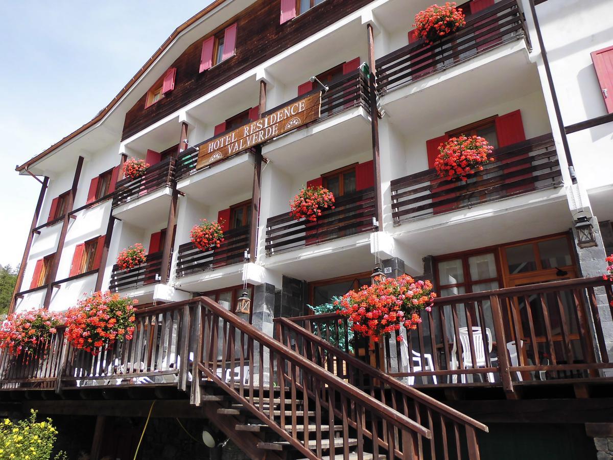 Hotel Residence Valverde Gressoney-La-Trinite Ngoại thất bức ảnh